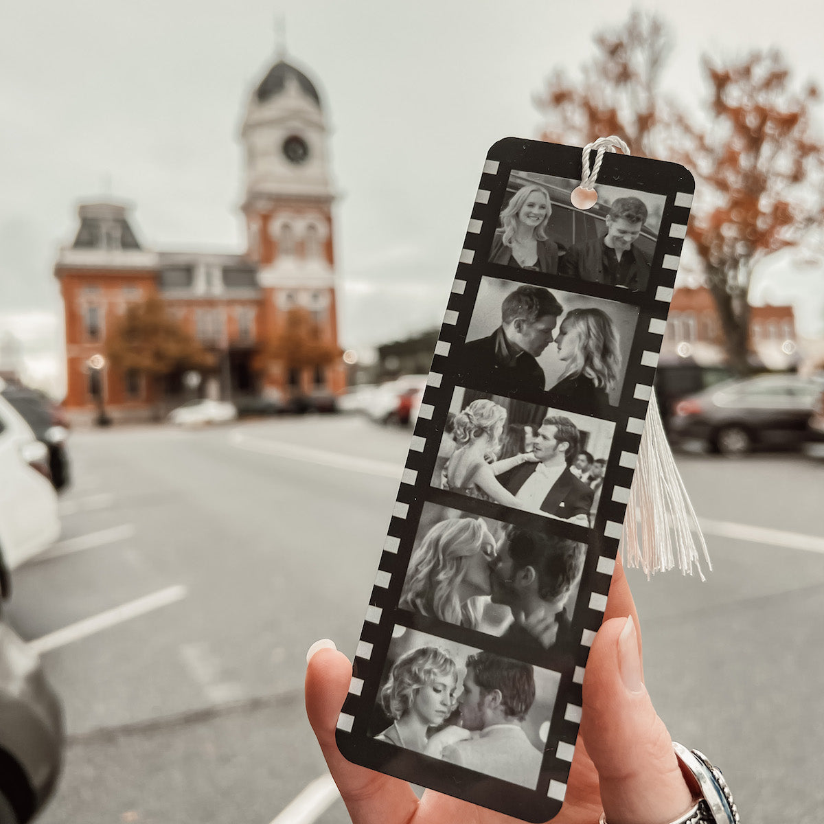 Klaroline Bookmark