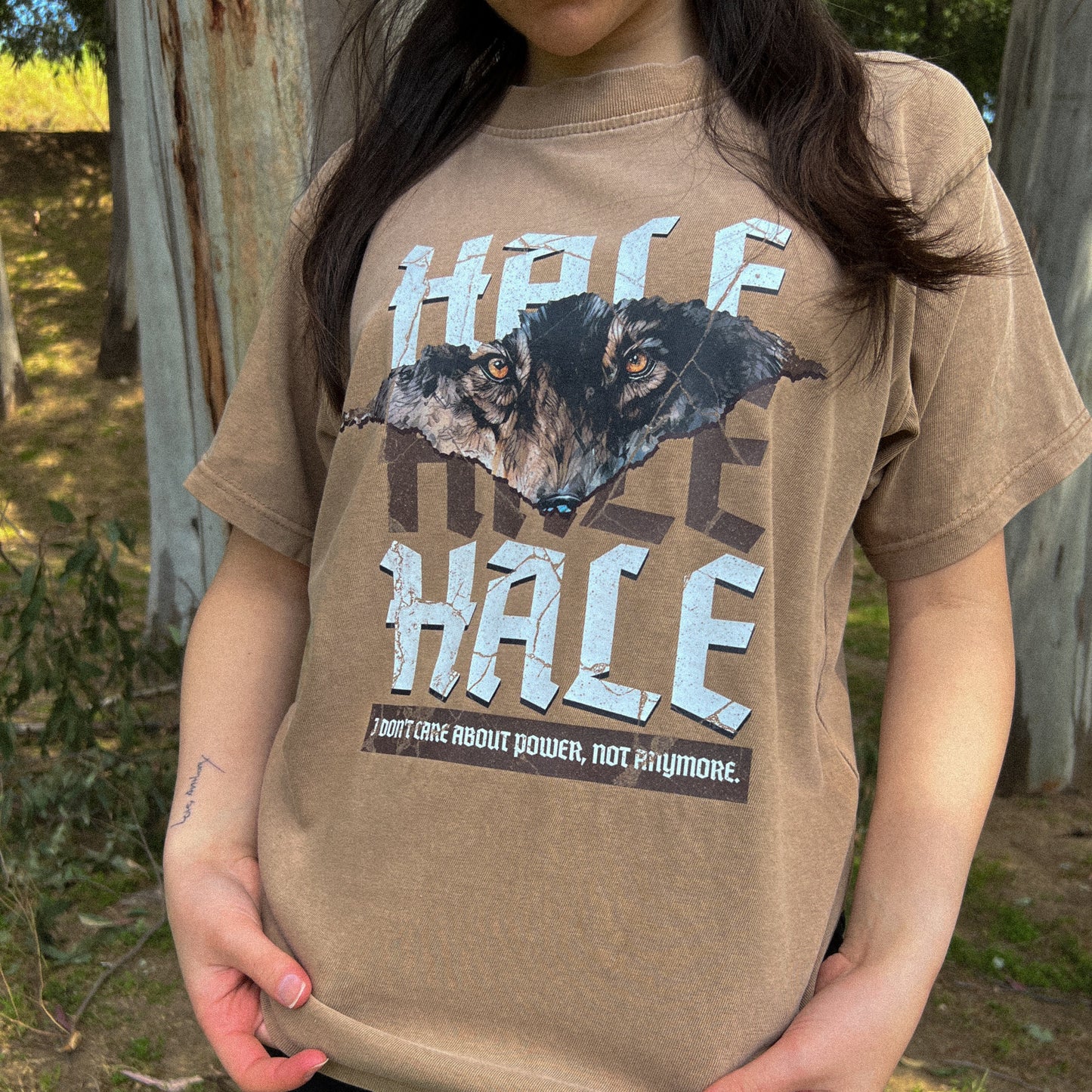 Hale Wolf - Box Fit T-shirt