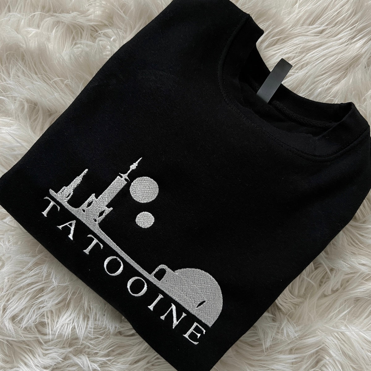 Tatooine Embroidered Crewneck Xs / Black Sweater