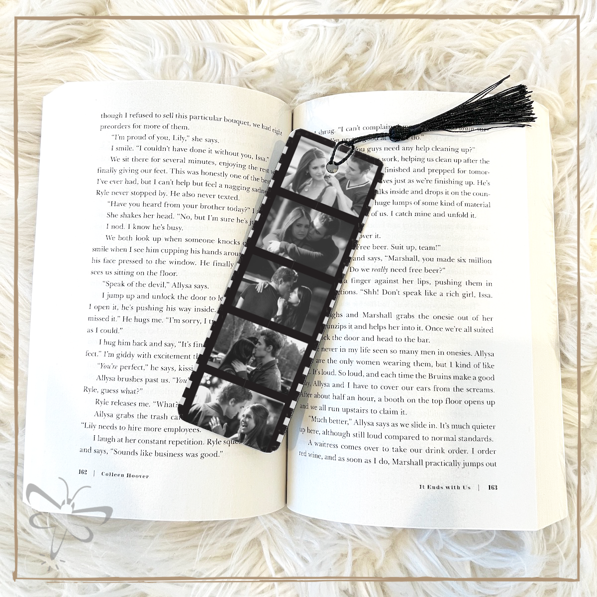 Stelena Bookmark With White Tassel